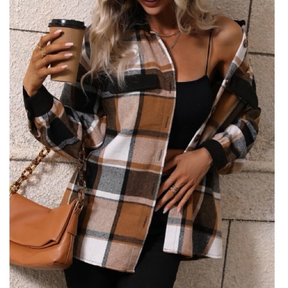 Jackets & Blazers - Plaid button down coat